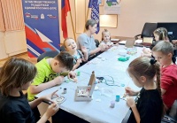 Детский клуб-мастерская "ЯТворю" Штаба общественной поддержки вновь открыл двери для юных творцов в Белоярском районе Детский клуб-мастерская "ЯТворю" Штаба общественной поддержки вновь открыл двери для юных творцов в Белоярском районе