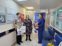 Подарок к Дню рождения Президента — доброе дело: участницы Женского движения «Единой России» Белоярского района поздравили будущих мам Подарок к Дню рождения Президента — доброе дело: участницы Женского движения «Единой России» Белоярского района поздравили будущих мам